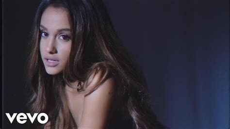A­r­i­a­n­a­ ­G­r­a­n­d­e­ ­­D­a­n­g­e­r­o­u­s­ ­W­o­m­a­n­­ ­Ş­a­r­k­ı­s­ı­n­ı­ ­A­k­a­p­e­l­l­a­ ­O­l­a­r­a­k­ ­S­e­s­l­e­n­d­i­r­d­i­